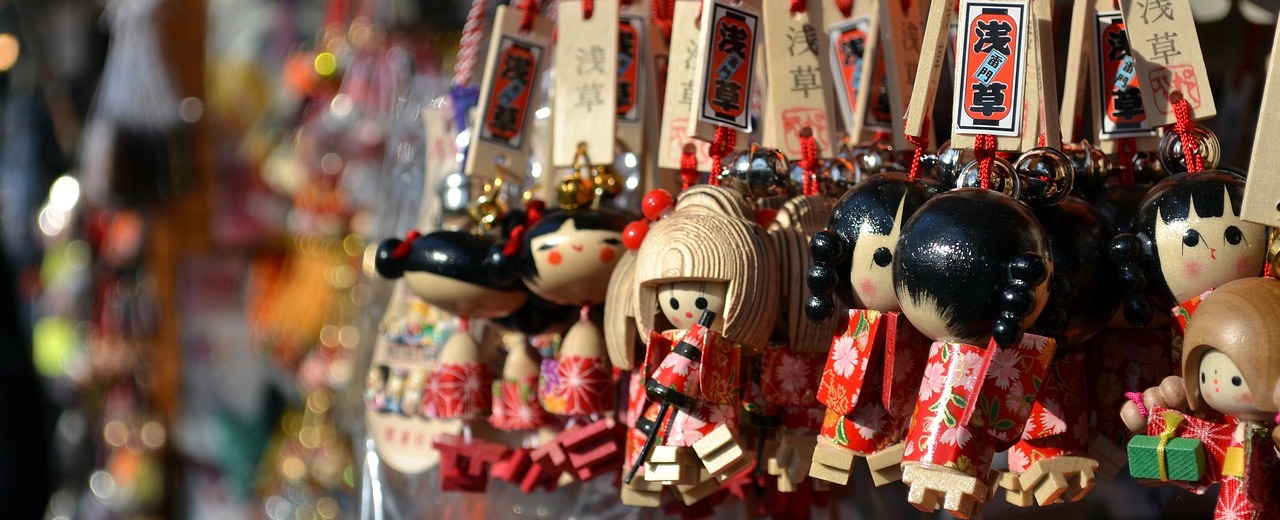 Famous Japan Souvenirs to Bring Home