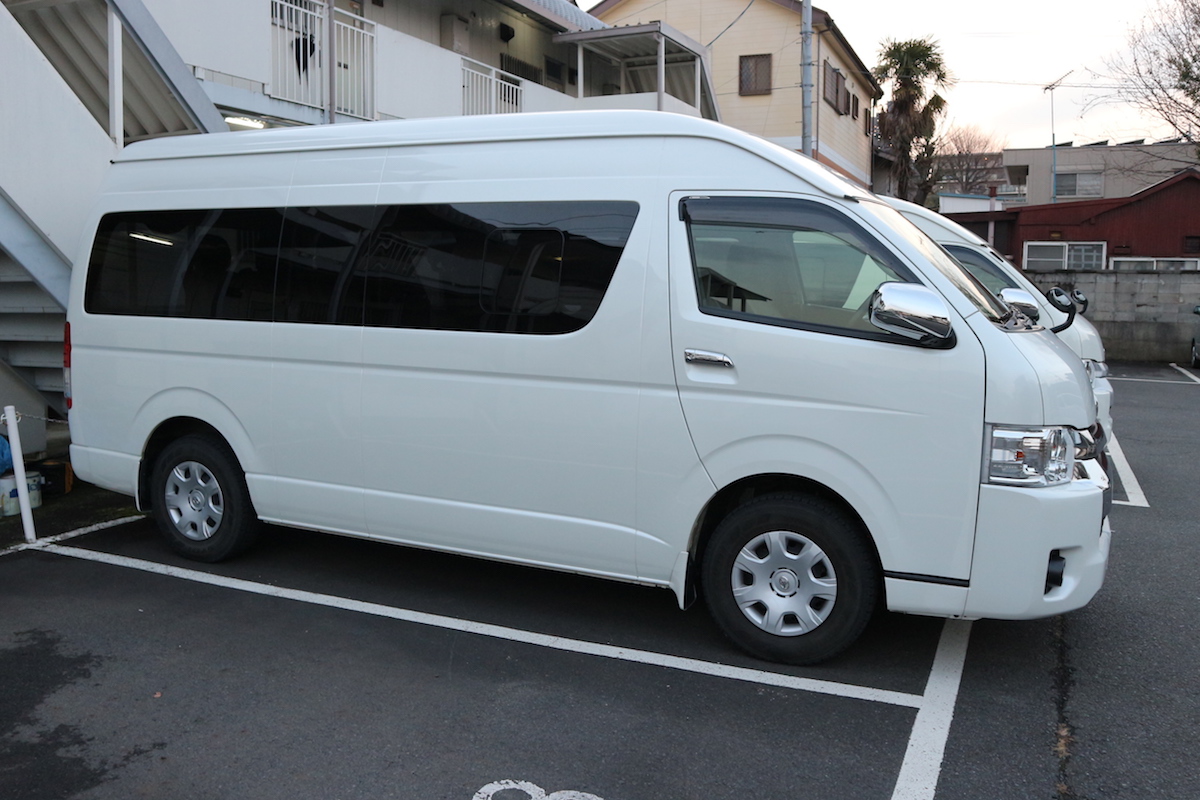 Toyota hiace 2023