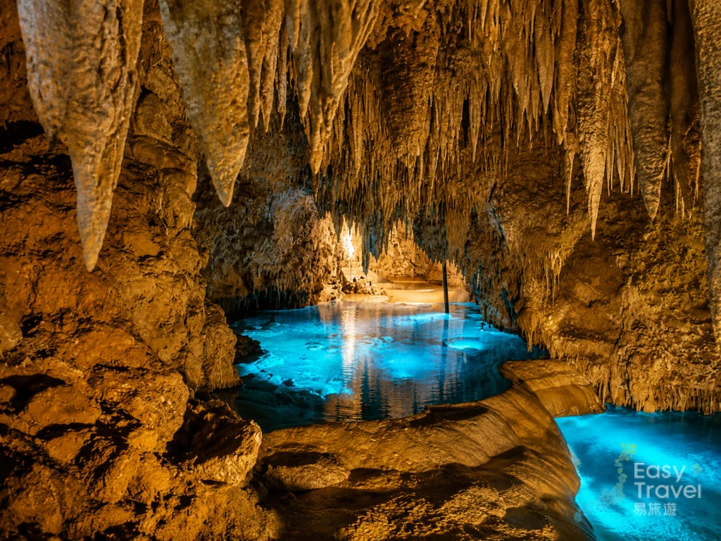 Gyokusendo Cave in Okinawa World Attractions